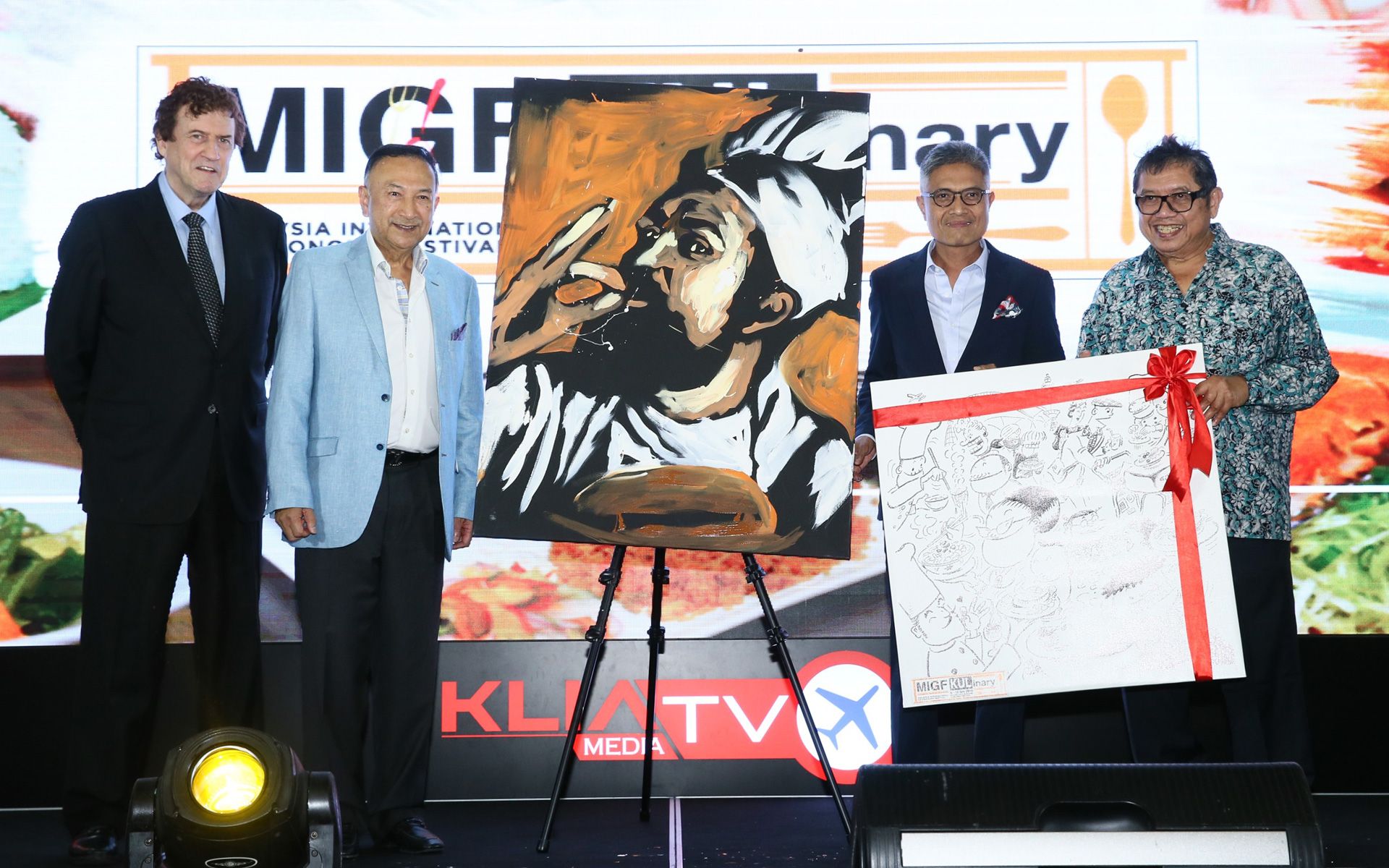 Dato' Steve Day, Tunku Dato’ Seri Utama Naquiyuddin, Mohammad Nazli Abdul Aziz and Datuk Mohammad Nor Mohammad Khalid