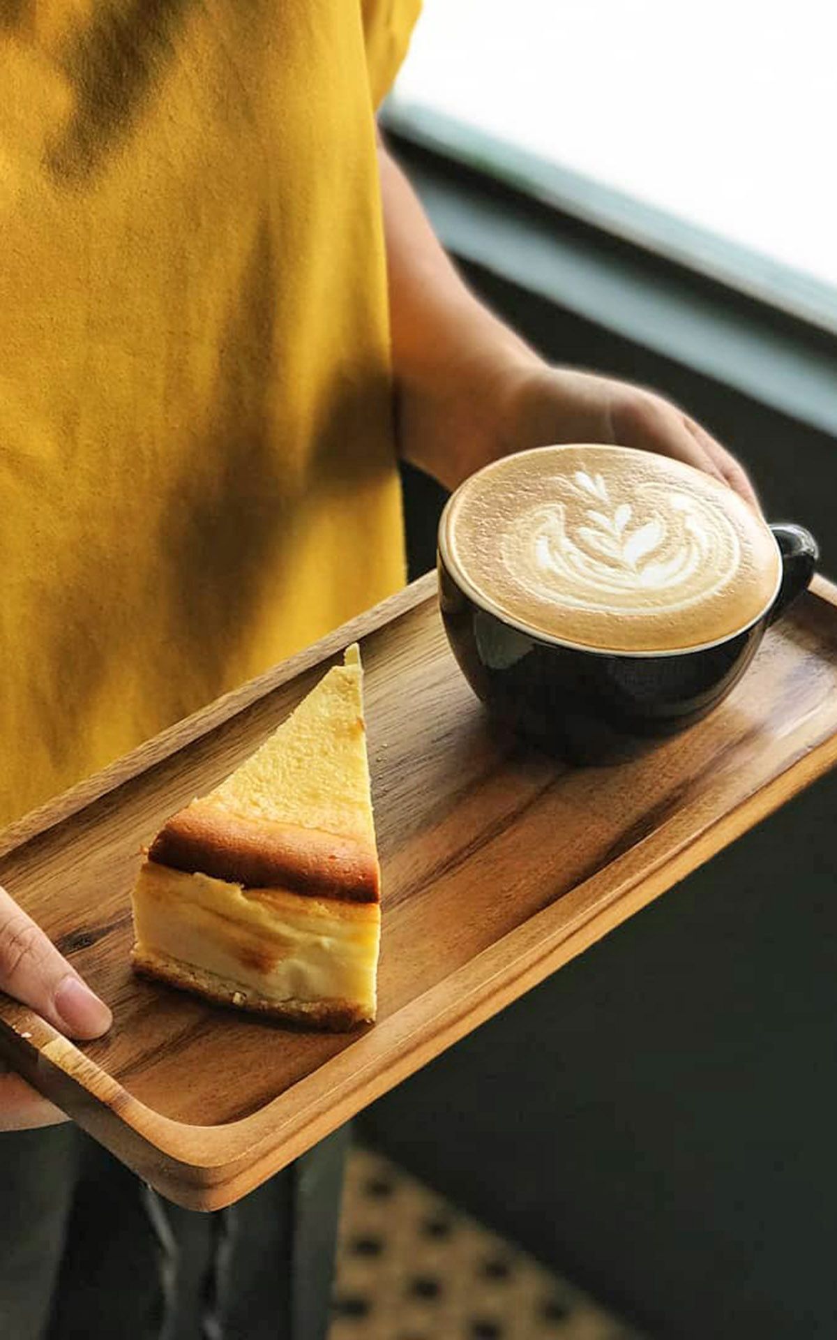 Burnt Cheesecake and Cappuccino