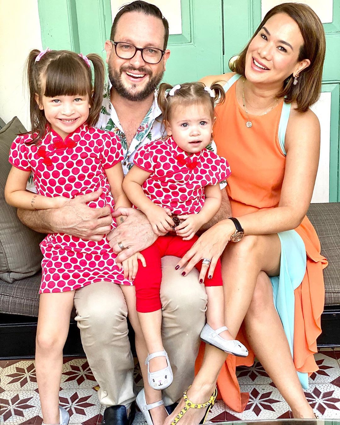 Days bright and merry are surely in store for the Bodens this year. (Photo: @elainedaly/Instagram)