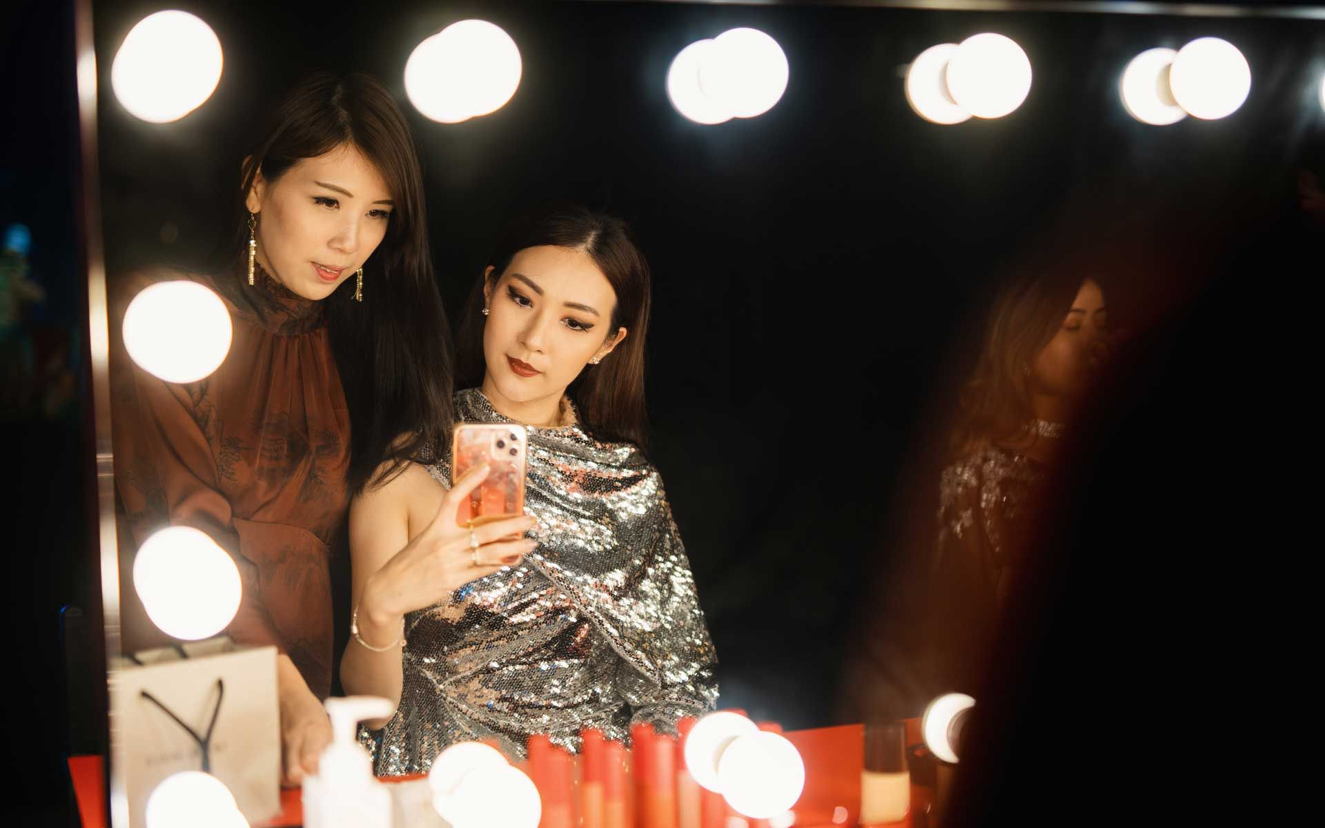 Cherlyn and Angelyn Chong