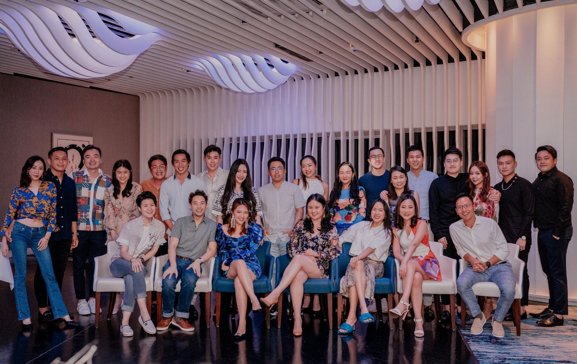 The guests at OONEE's private dinner
