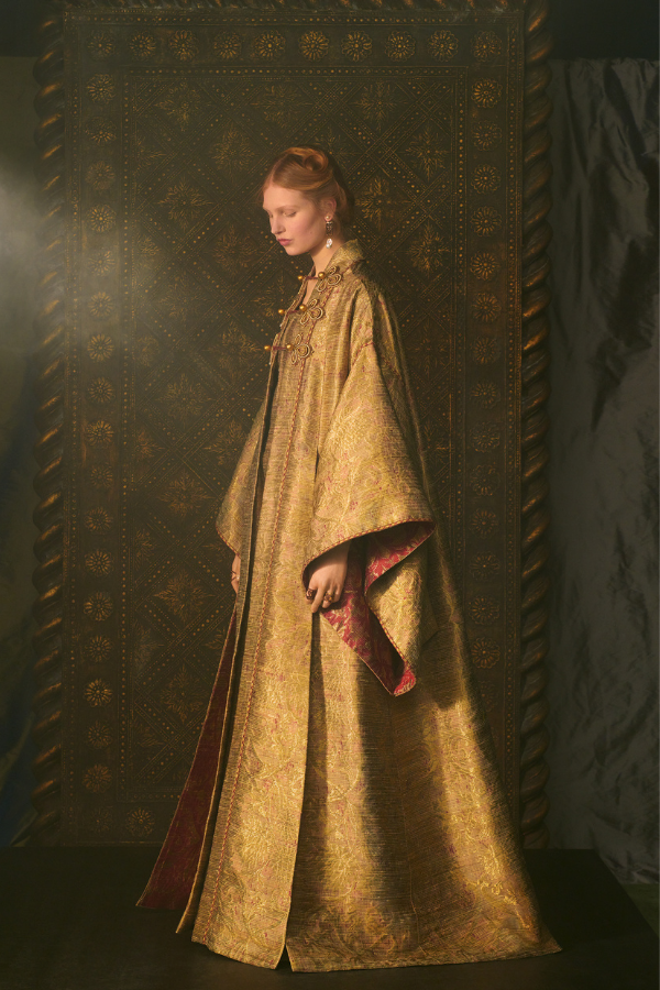 La Papesse: Bustier dress and coat in gold and burgundy jacquard