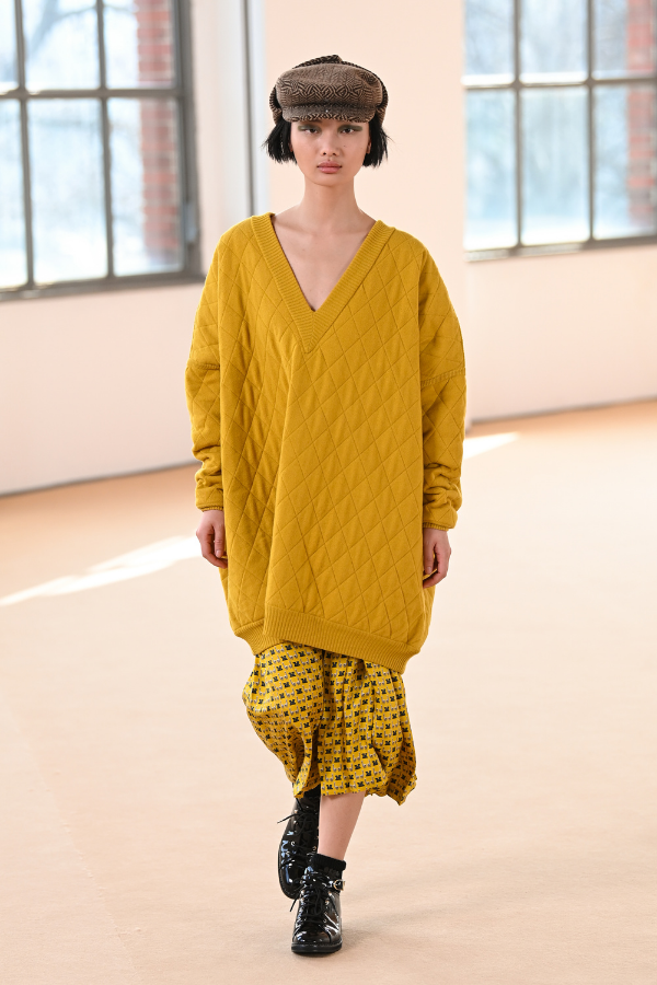 A cosy cardigan that we can see ourselves wearing in the sitting room while playing a round of ibble-dibble