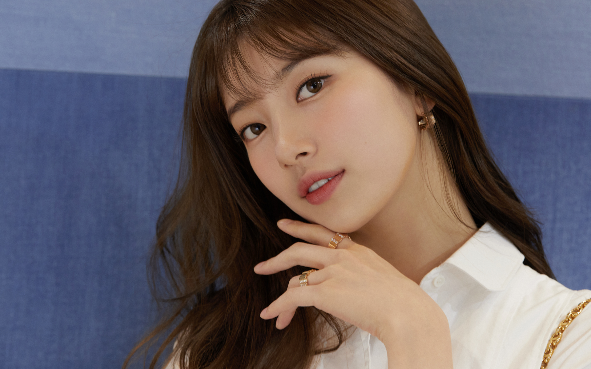 Nicknamed 'Human Dior', this Korean actress embodies the luxury fashion house's spirit of modern elegance