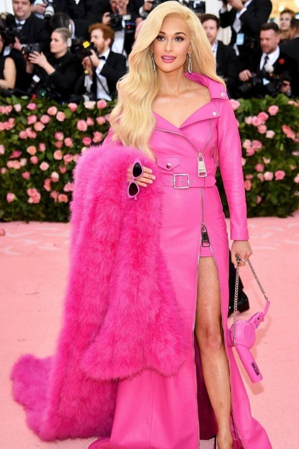 Kacey Musgraves in Moschino at the 2019 Met Gala. The theme was “Camp: Notes on Fashion”. (Photo: Instagram/@moschino)
