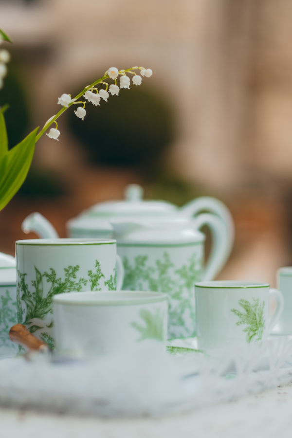 Finely illustrated bell-shaped flowers adorn the range
