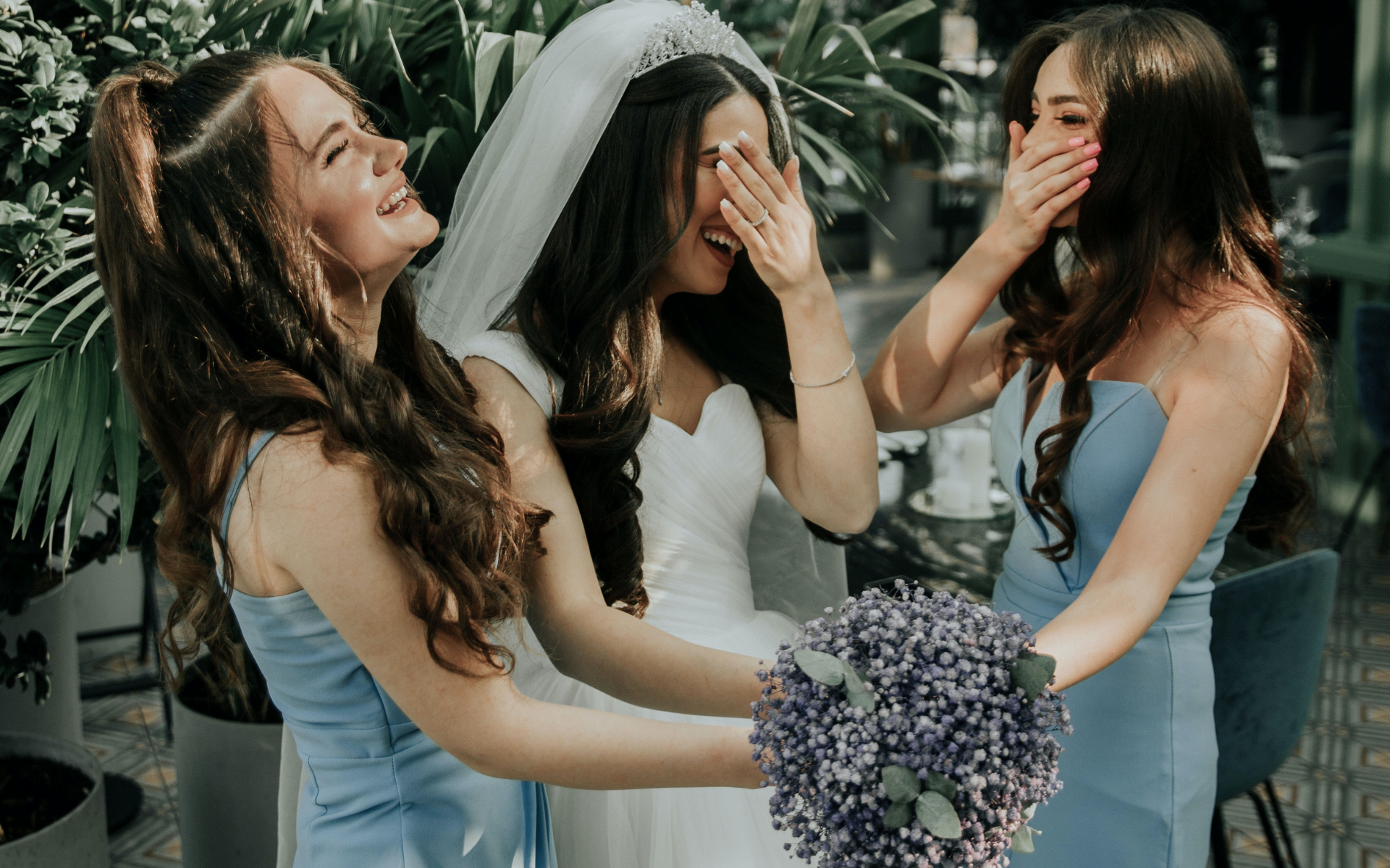Will you be inviting a flower man to walk down the aisle? (Photo: Pexels)