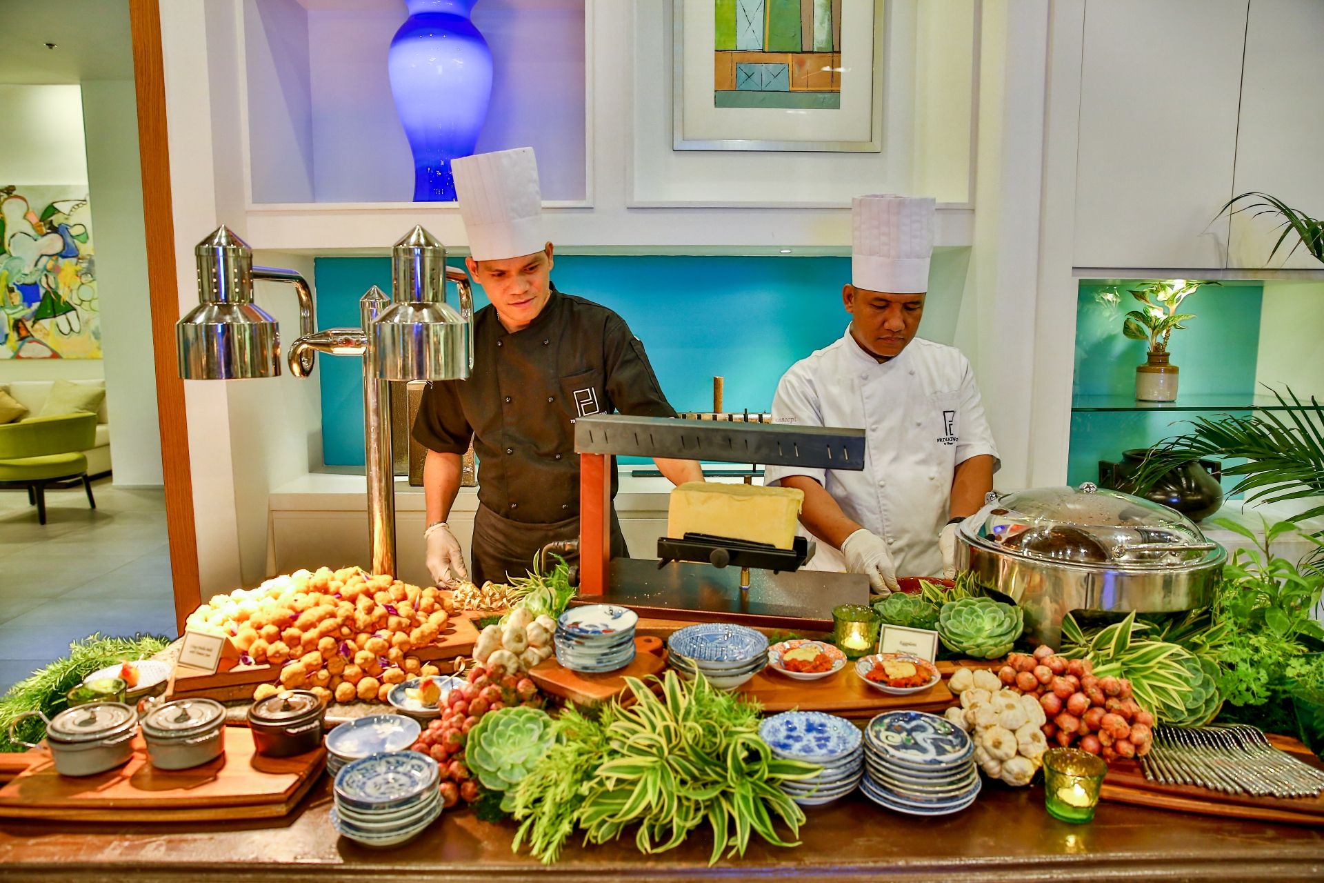 T.Dining Weekend At Rockwell