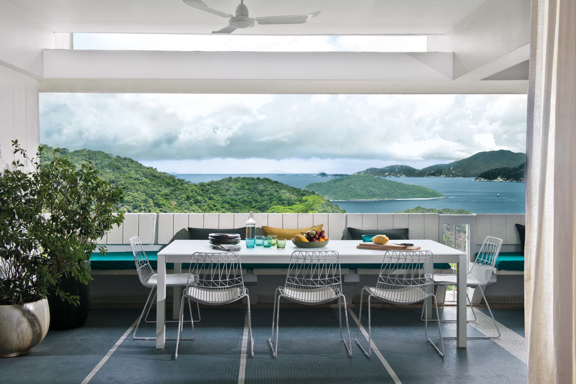 Home Tour: Bayside Sanctuary With A Stunning View