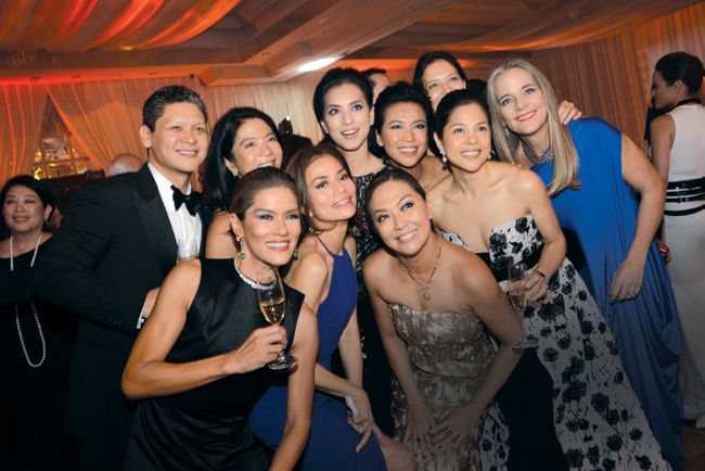Anton San Diego, Laurie Westfall, Ina Ayala, Felicia Atienza, Barbara Aboitiz, Sevrine Miaihle, Kit Zobel, Karen Davila, Zelda Kienle, Nina Huang
