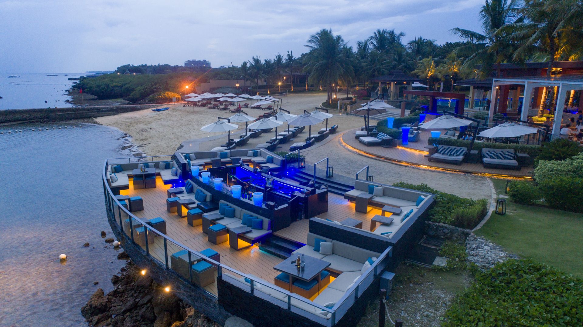 It’s a Blue Christmas at Azure Beach Club