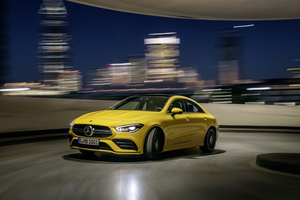 Mercedes-AMG CLA 35 4MATIC, Sonnengelb;Kraftstoffverbrauch kombiniert: 7,3-7,2 l/100 km; CO2-Emissionen kombiniert: 167-164 g/km*Mercedes-AMG CLA 35 4MATIC, sun yellow;Fuel consumption combined: 7.3-7.2 l/100 km; combined CO2 emissions: 167-164 g/km*