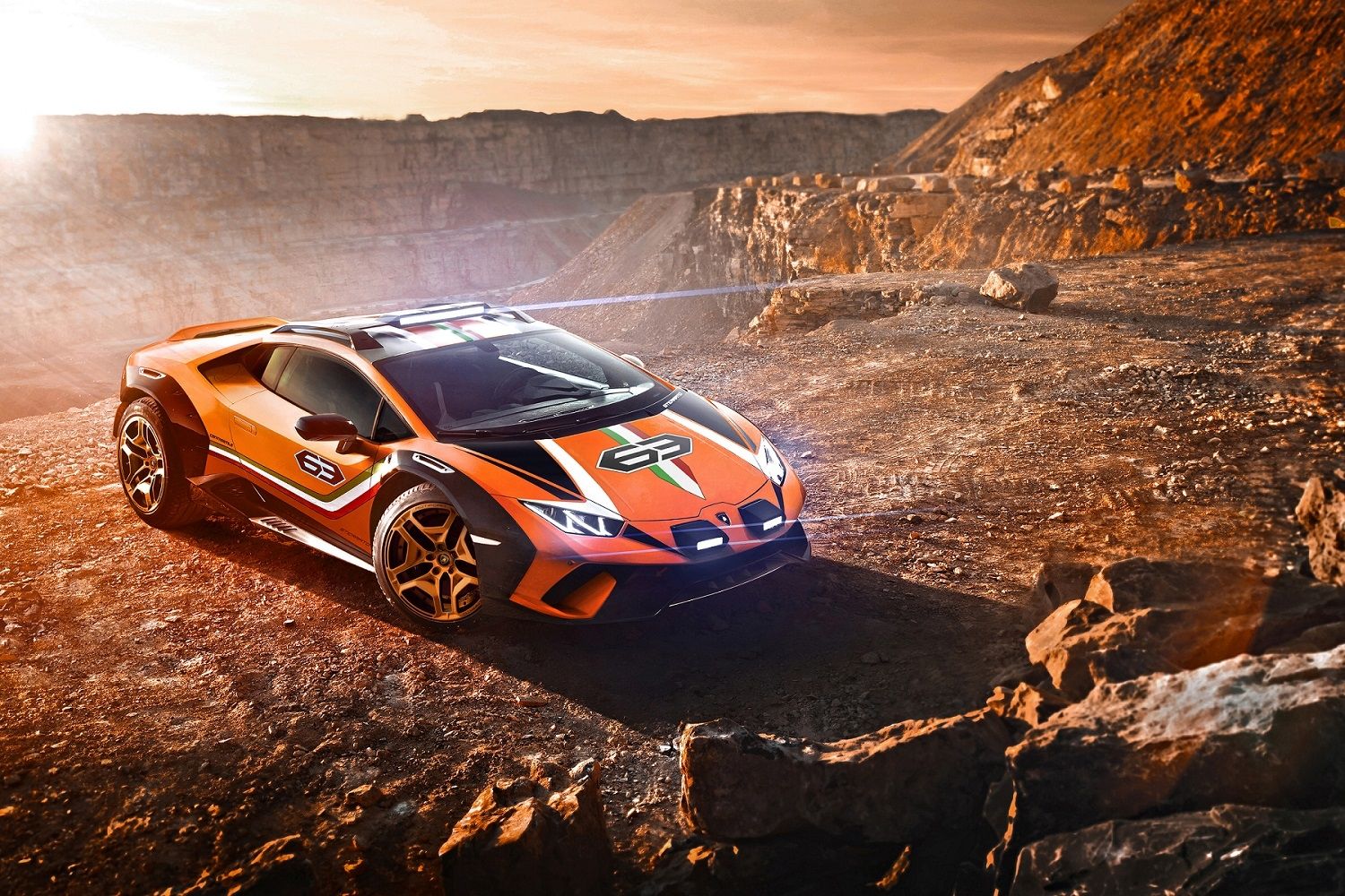 Lamborghini Unveils Super Car Designed For Off-roading