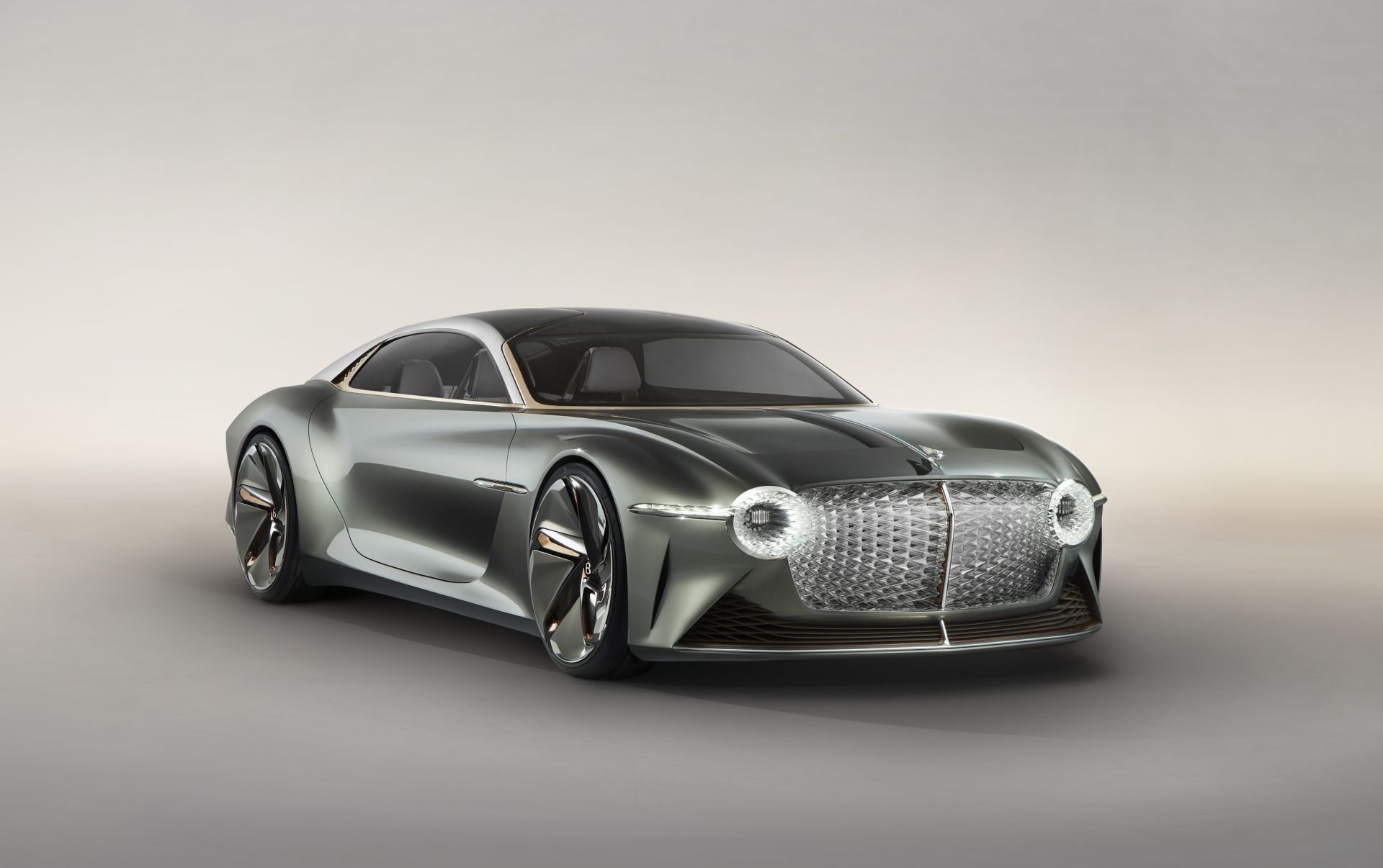 Bentley Has Unveiled Its Vision For The Deluxe GT In… 2035