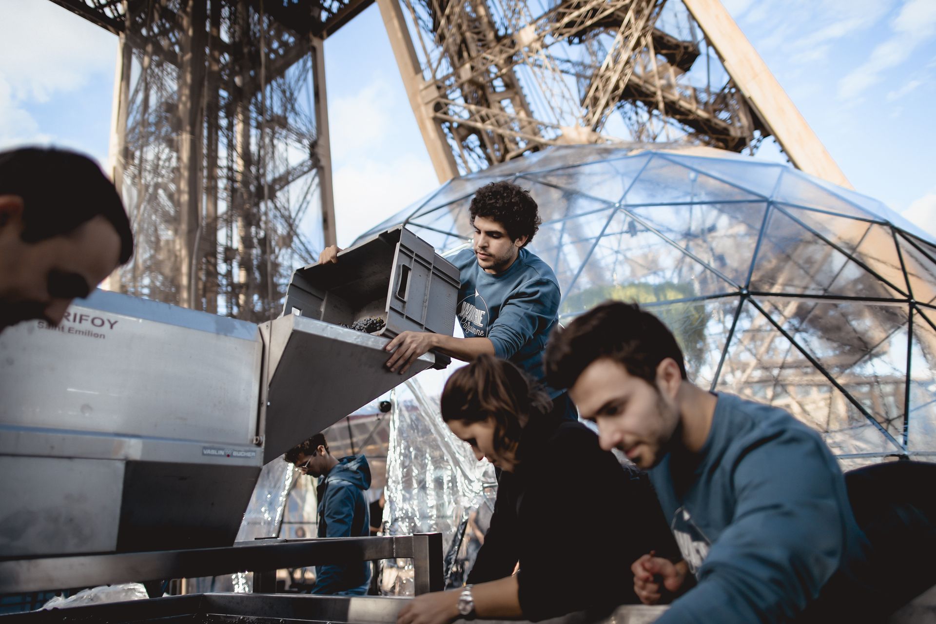How The Eiffel Tower Has Been Turned Into A Temporary Winery