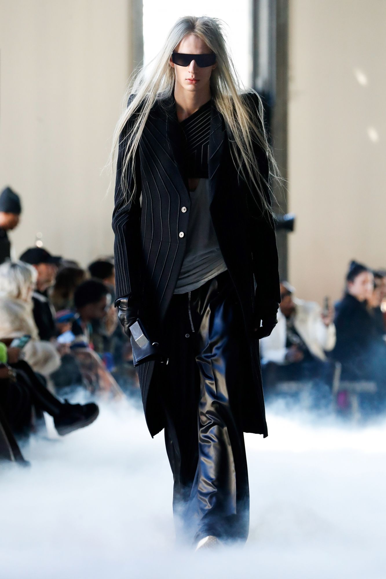A model presents a creation by Rick Owens, during the men's Fashion Week for the Fall-Winter 2020-2021 collection in Paris on January 16, 2020. (Photo by FRANCOIS GUILLOT / AFP)