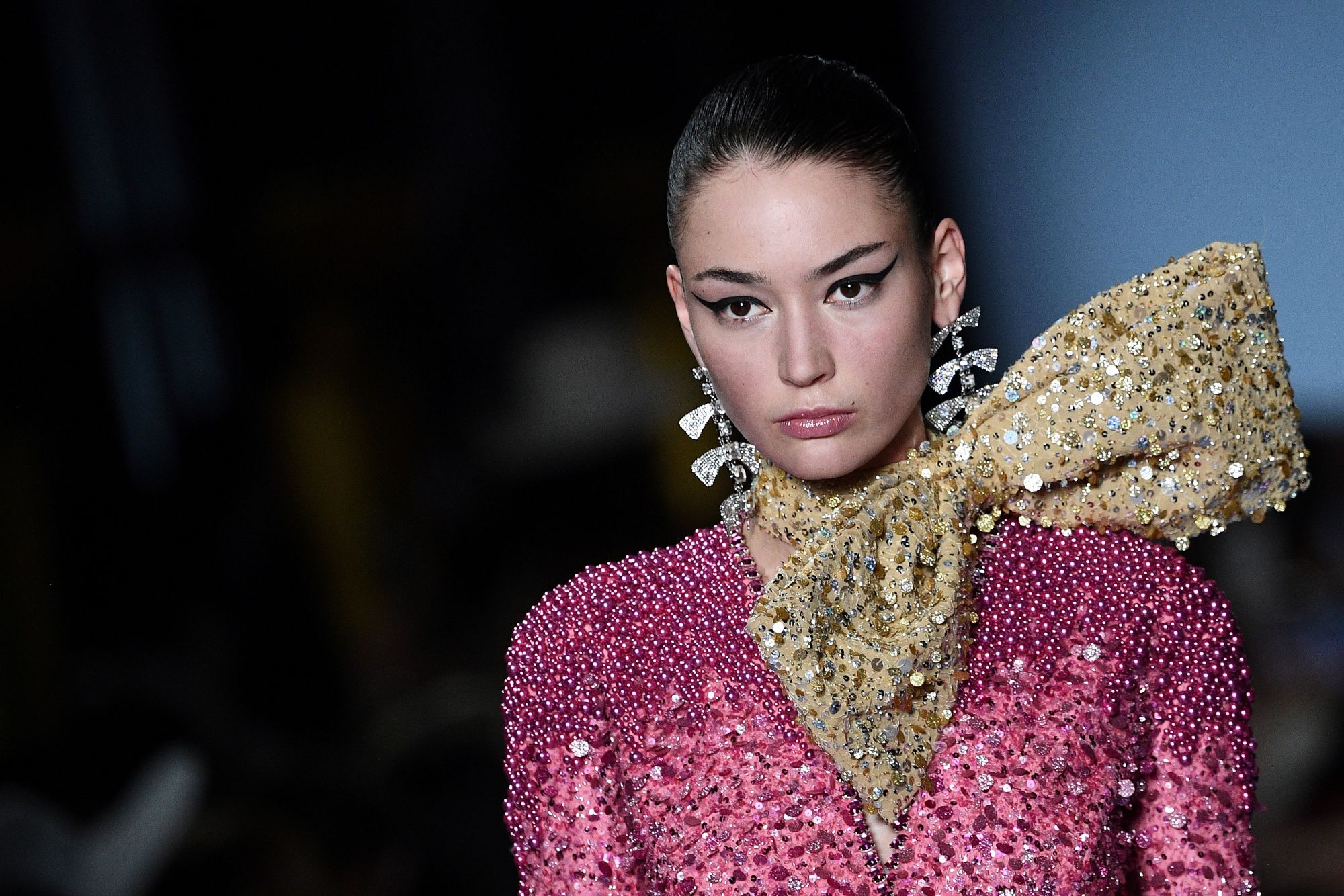 A model presents a creation by Georges Hobeika during the Women's Spring-Summer 2020/2021 Haute Couture collection fashion show in Paris, on January 20, 2020. (Photo by Anne-Christine POUJOULAT / AFP)