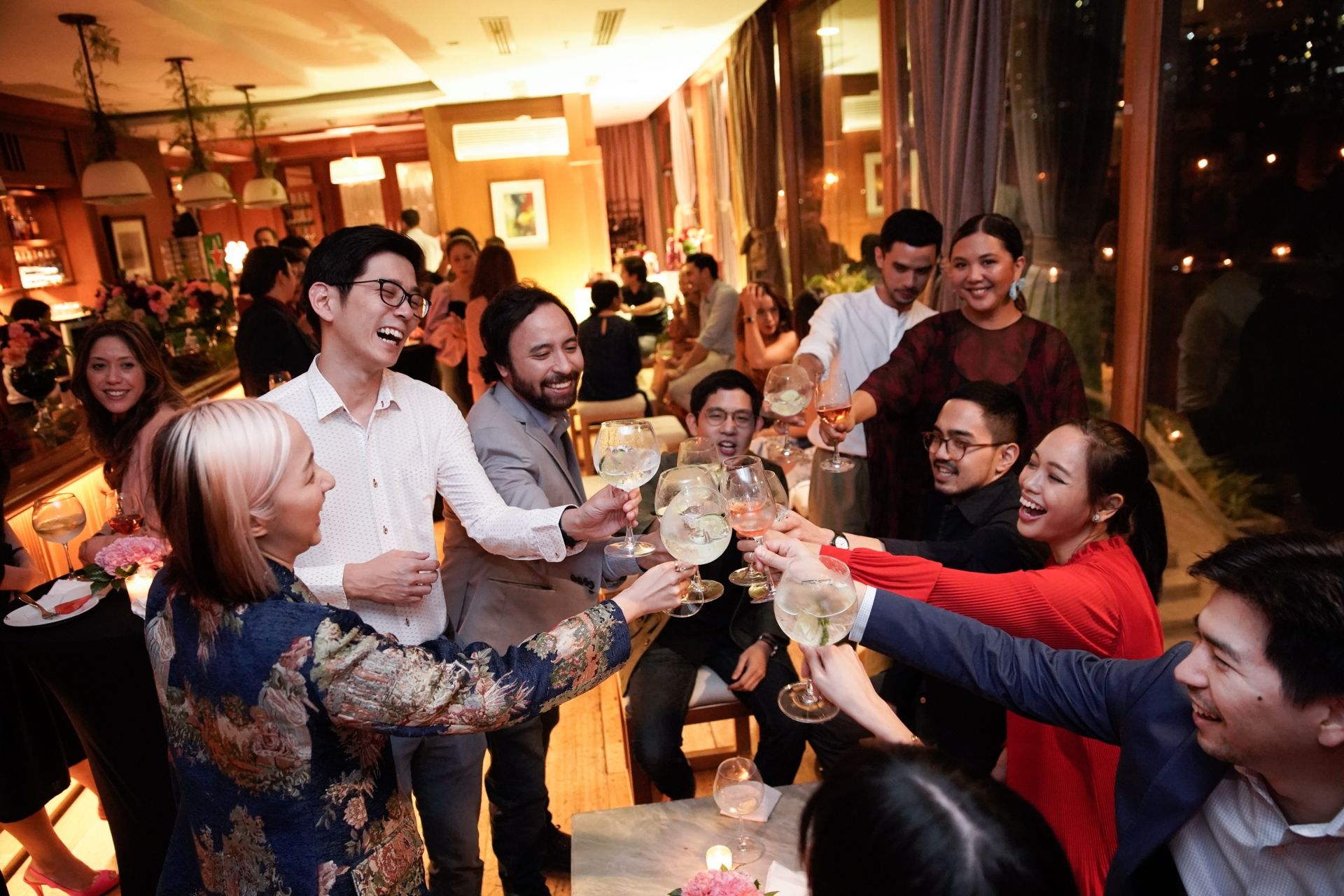 Love Is In The Air With Rustan's The Beauty Source