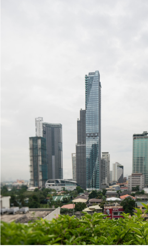 TRUMP TOWER: Completed in 2017 by Century City Development Corporation. It was designed by Broadway Malyan, in partnership with Pomeroy Studio LPPA Design Group, Inc | Photo: Trump