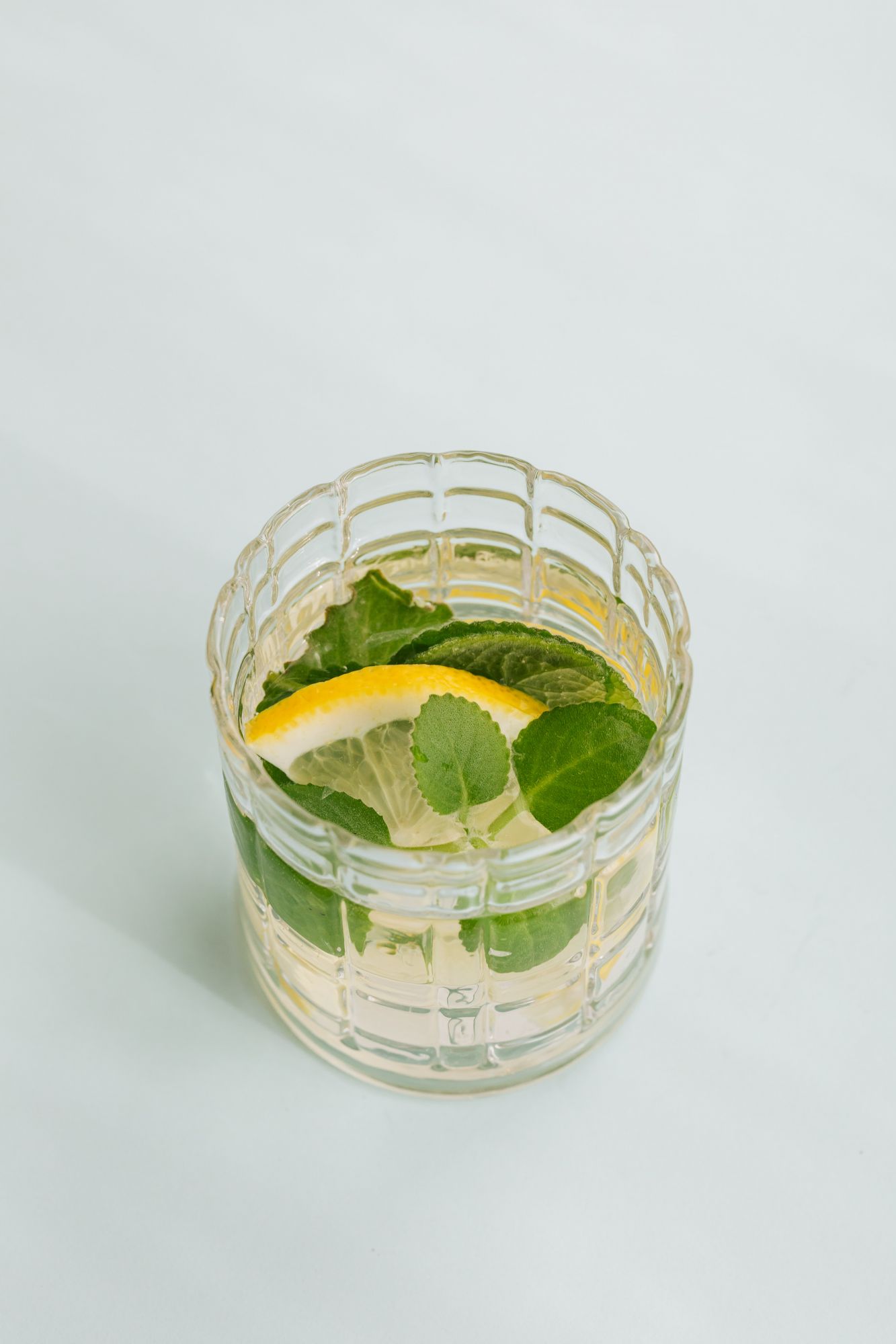 Gin Made From The Court Of Elizabeth II Is For Sale Online