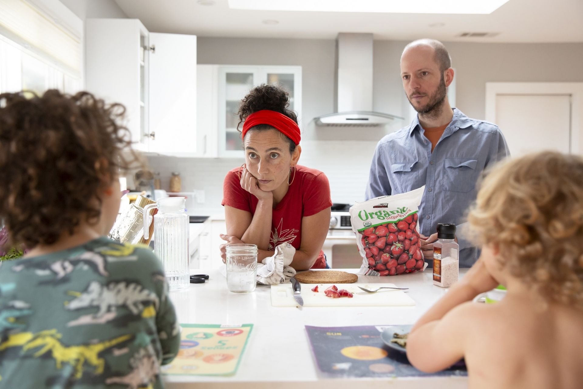 Kyala Brown (R) and her husband Danny Benjamin have lunch with their sins Levi Benjamin-Brown, 5, and Luca Benjamin-Brown, 2, at their new home in El Cerrito, California on September 11, 2020. - Brown's family previously lived in San Francisco but recently moved to the East Bay in order to be closer to family because of Covid-19 and babysitting needs. A work-from-home trend kicked into overdrive by the pandemic is disrupting a city long a Mecca for tech talent. Tech workers who flocked to San Francisco to b
