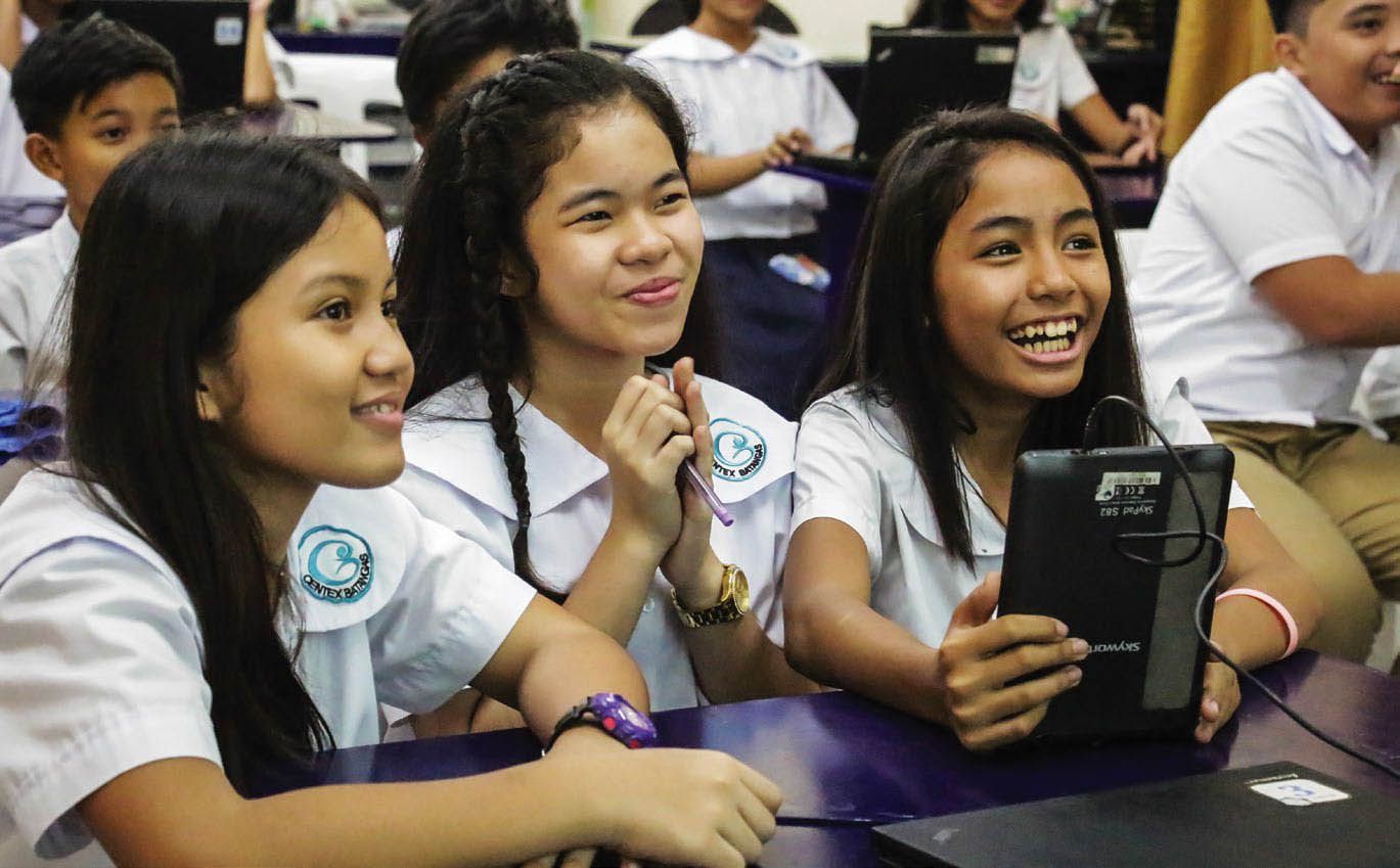 Help Students Online Learning via Tablet's With Access