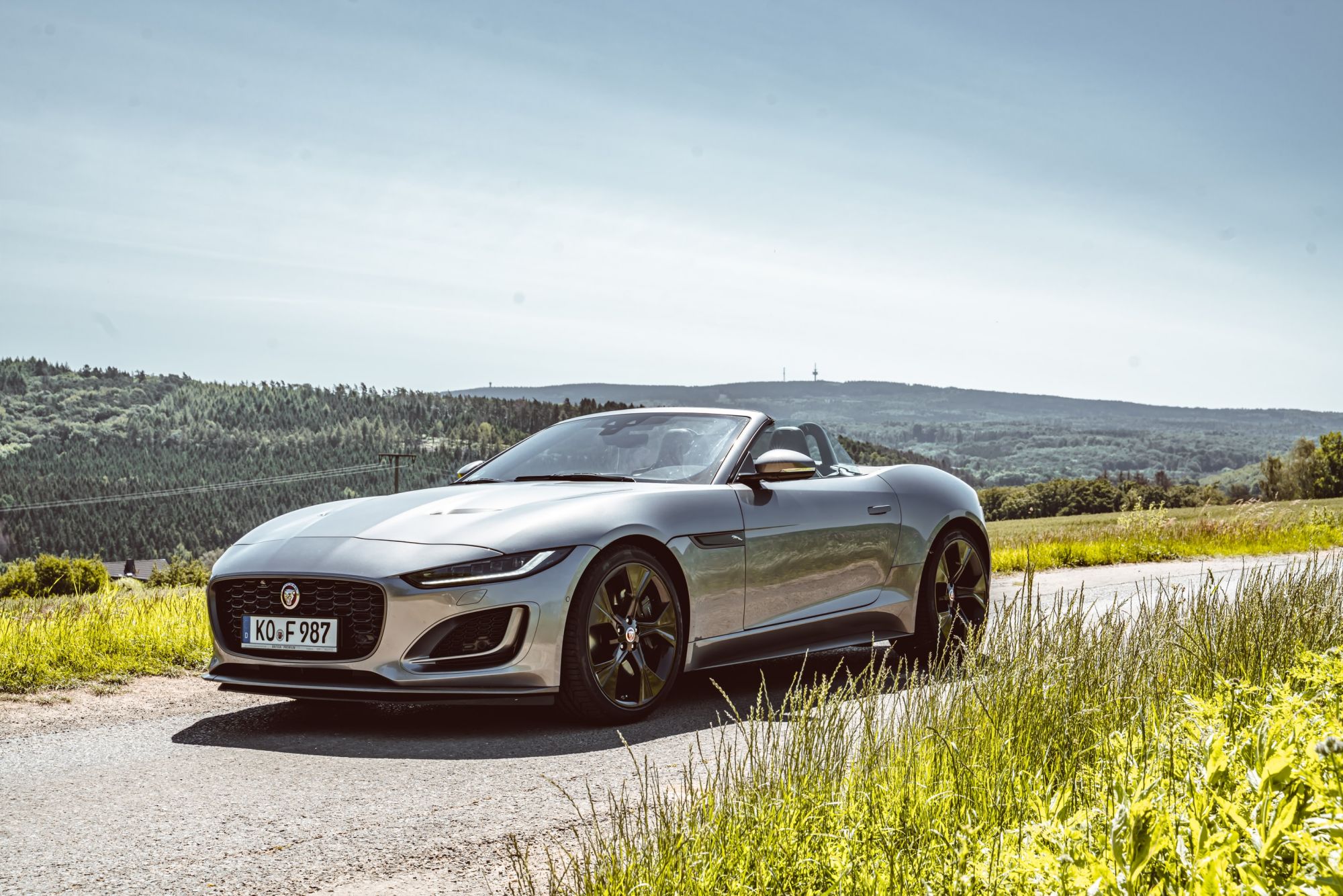 Automobile News: Jaguar Car Brand To Go Fully Electric From 2025