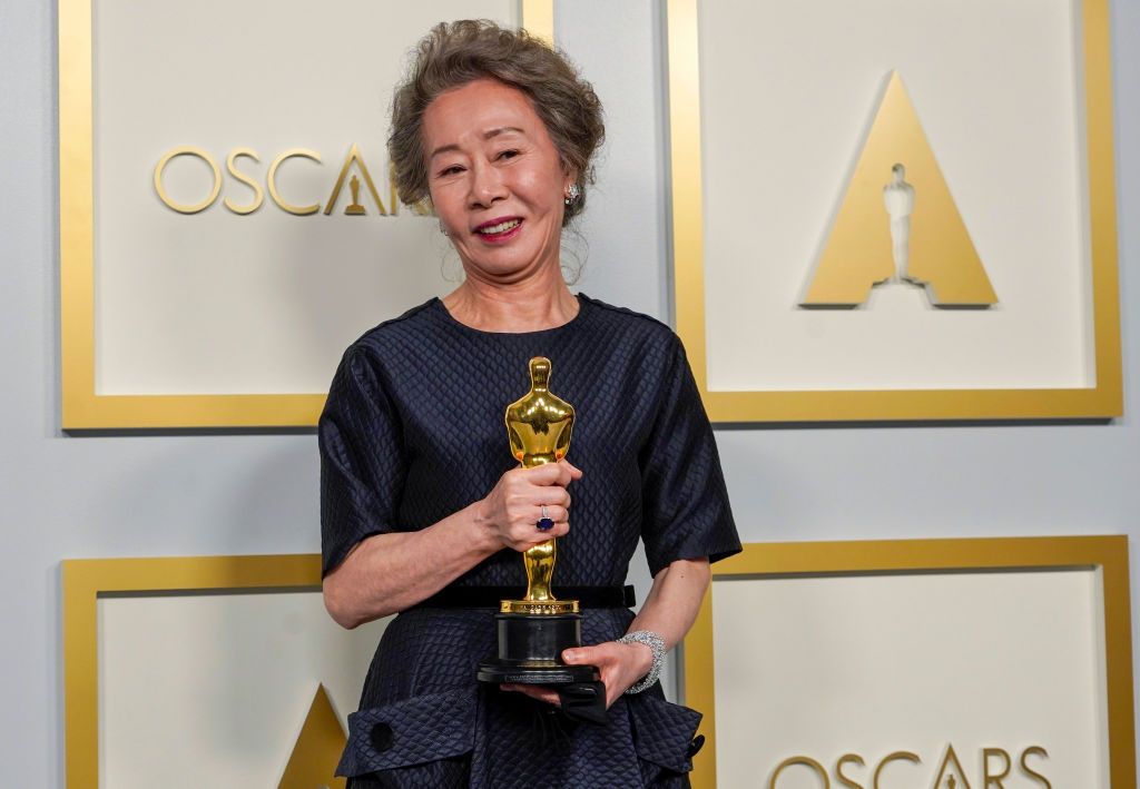 LOS ANGELES, CALIFORNIA - APRIL 25: Yuh-Jung Youn, winner of Best Actress in a Supporting Role for "Minari," poses in the press room at the Oscars on Sunday, April 25, 2021, at Union Station in Los Angeles. (Photo by Chris Pizzello-Pool/Getty Images)