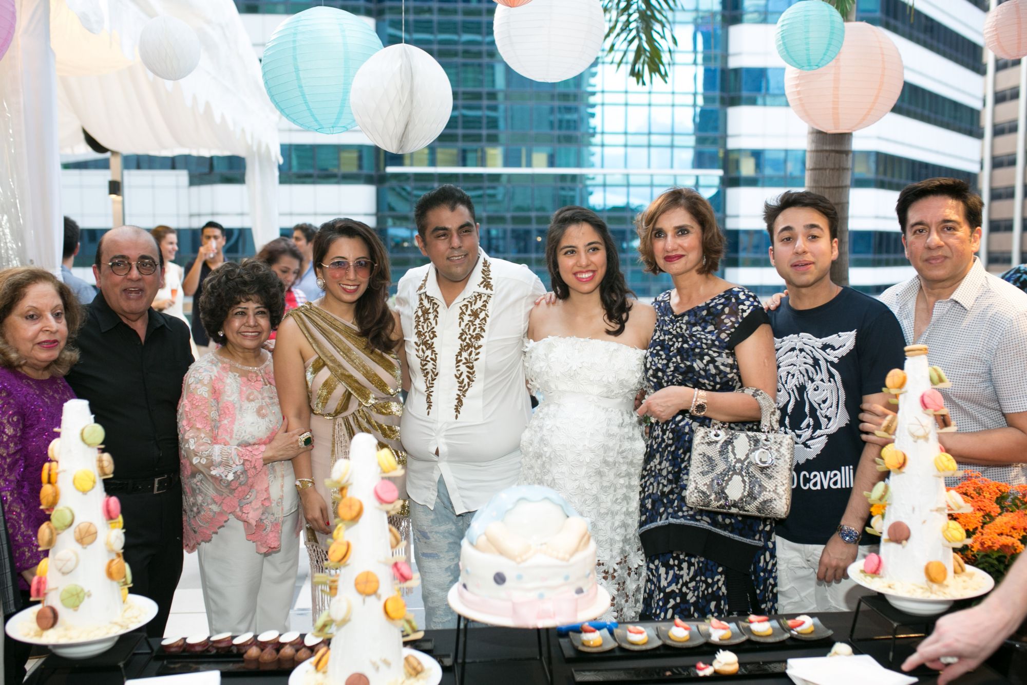 Asok Hiranandani, Asha Hiranandani, Dimple Aswani, Bobby Hiranandani, Shaila Hiranandani, Mona Tanwani, Versash Tanwani, Mahesh Tanwani