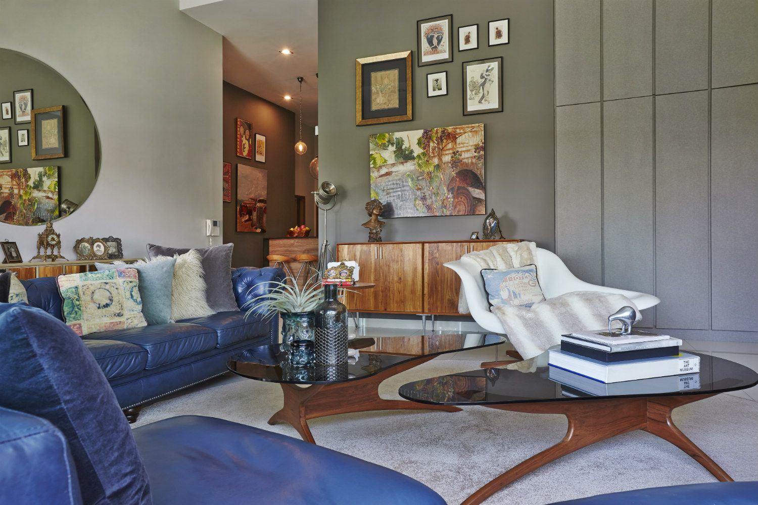 Home Tour: A Coastal-Style Apartment With An Artistic Soul