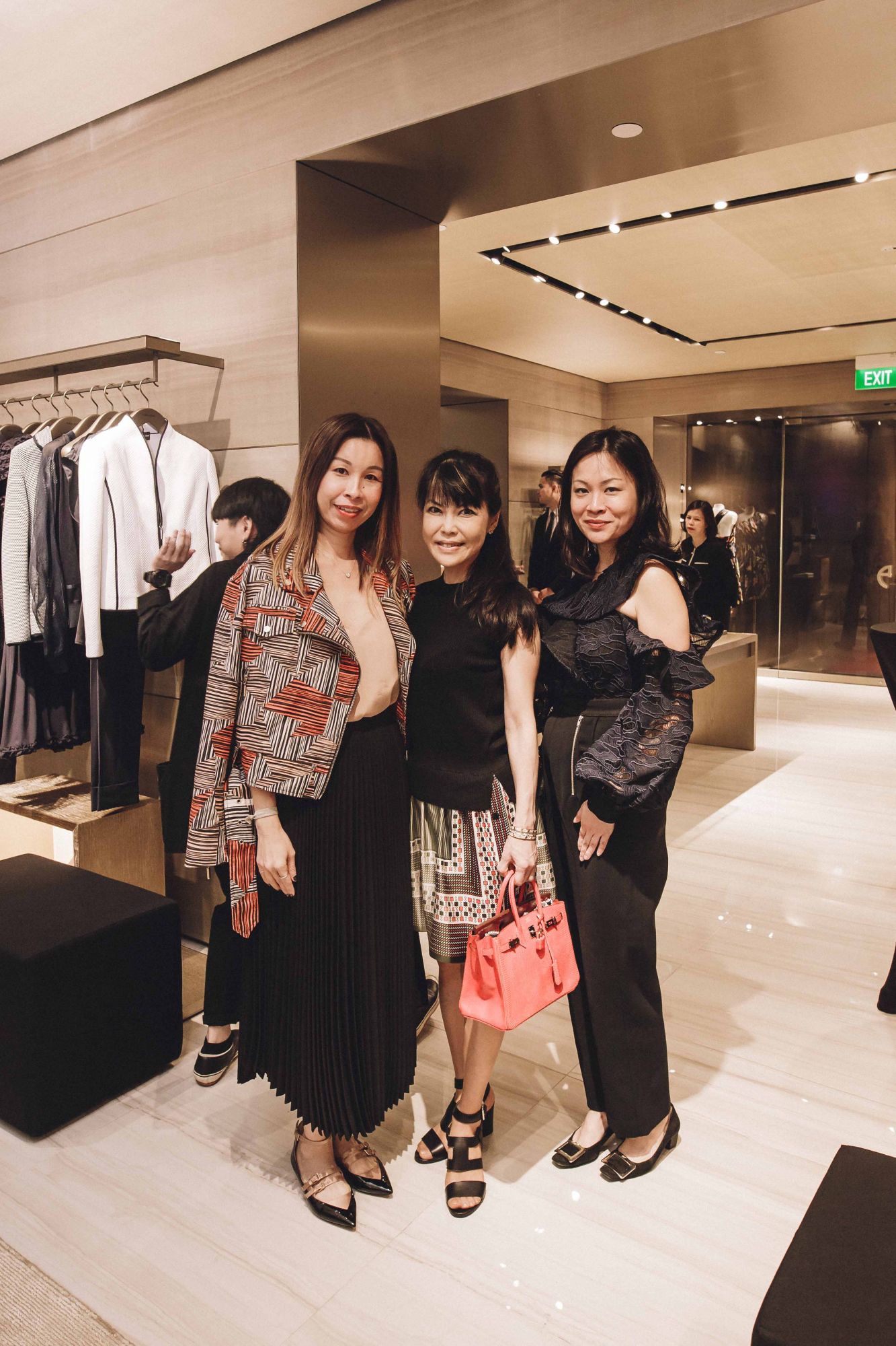 Stephanie Tay, Kyoko Abe, Sonia Ong