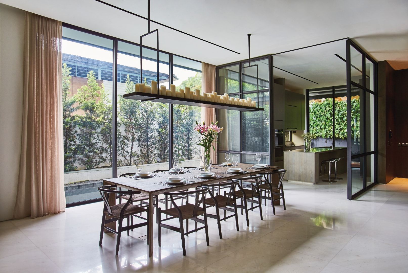 Home Tour: This Modern House Embraces The Minimalist Lifestyle