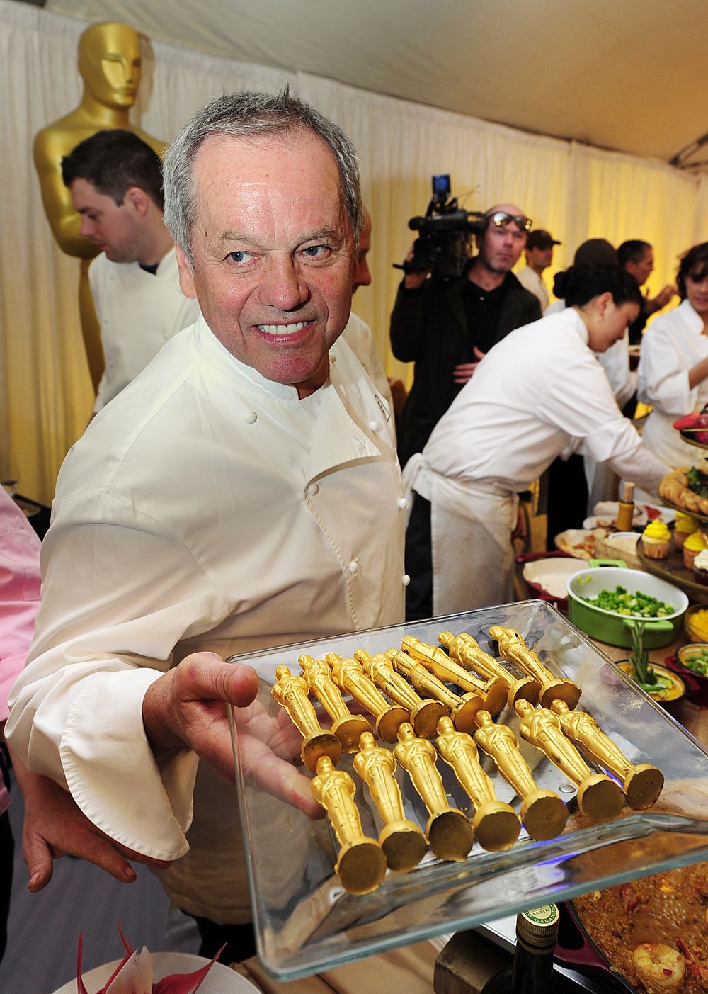 Chefs Jose Andres And Wolfgang Puck To Open Restaurants At Disney World