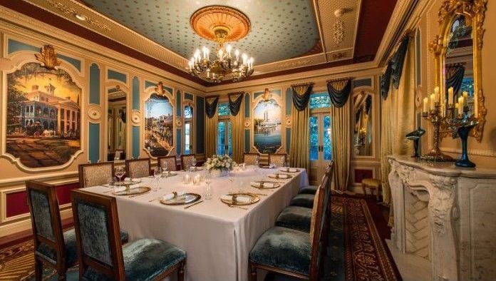 Would You Pay $21,000 For Disneyland’s 21 Royal Dining Experience?