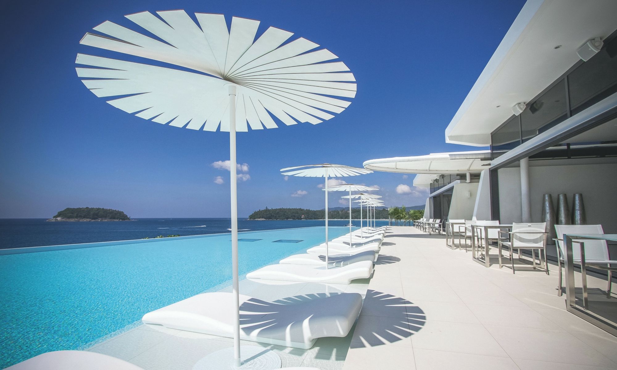 4 Of The World's Most Beautiful Honeymoon Destinations