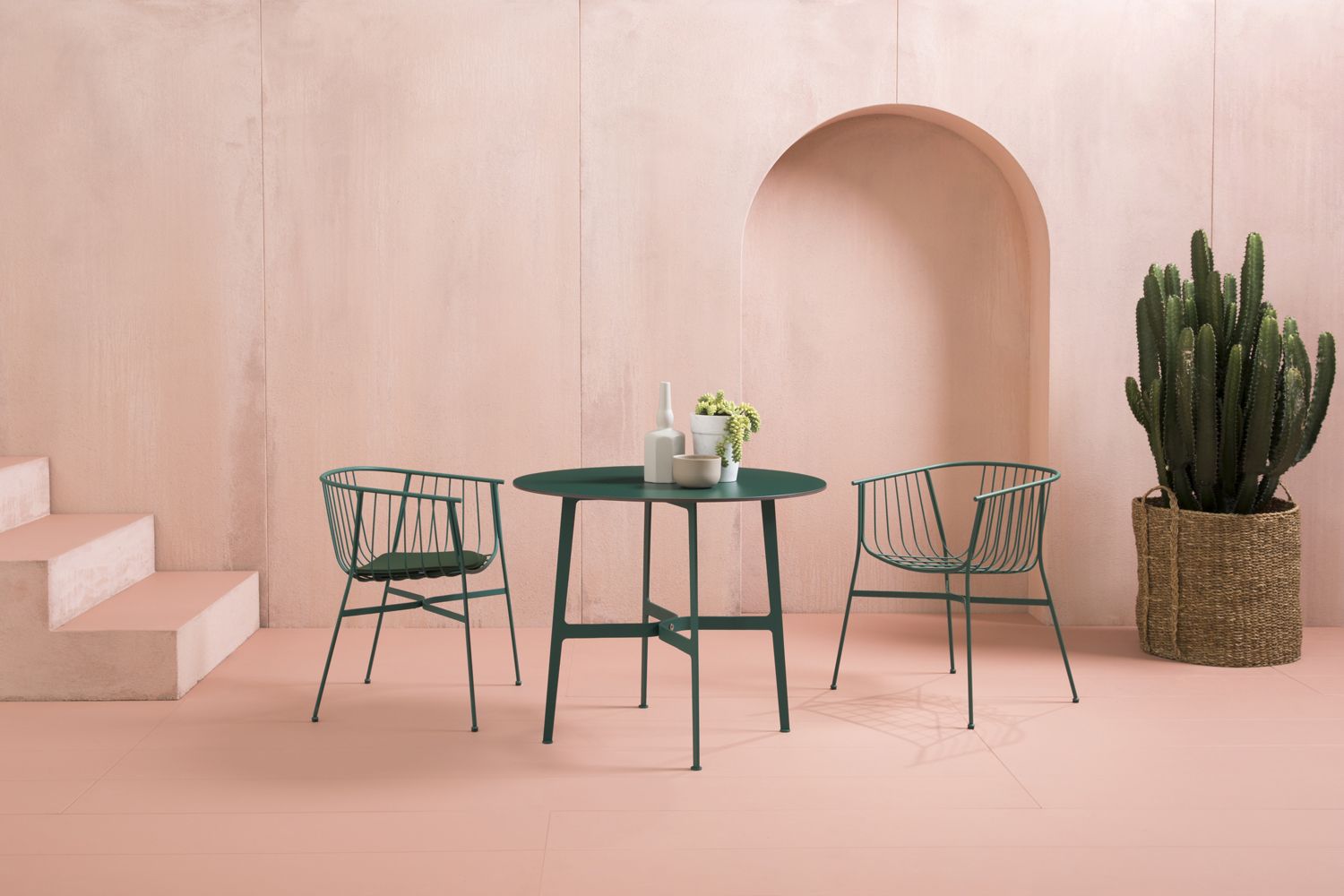 SP01 outdoor dining set in green