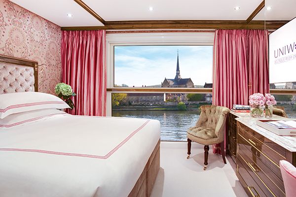 Sightsee Paris Without Even Leaving Your Hotel