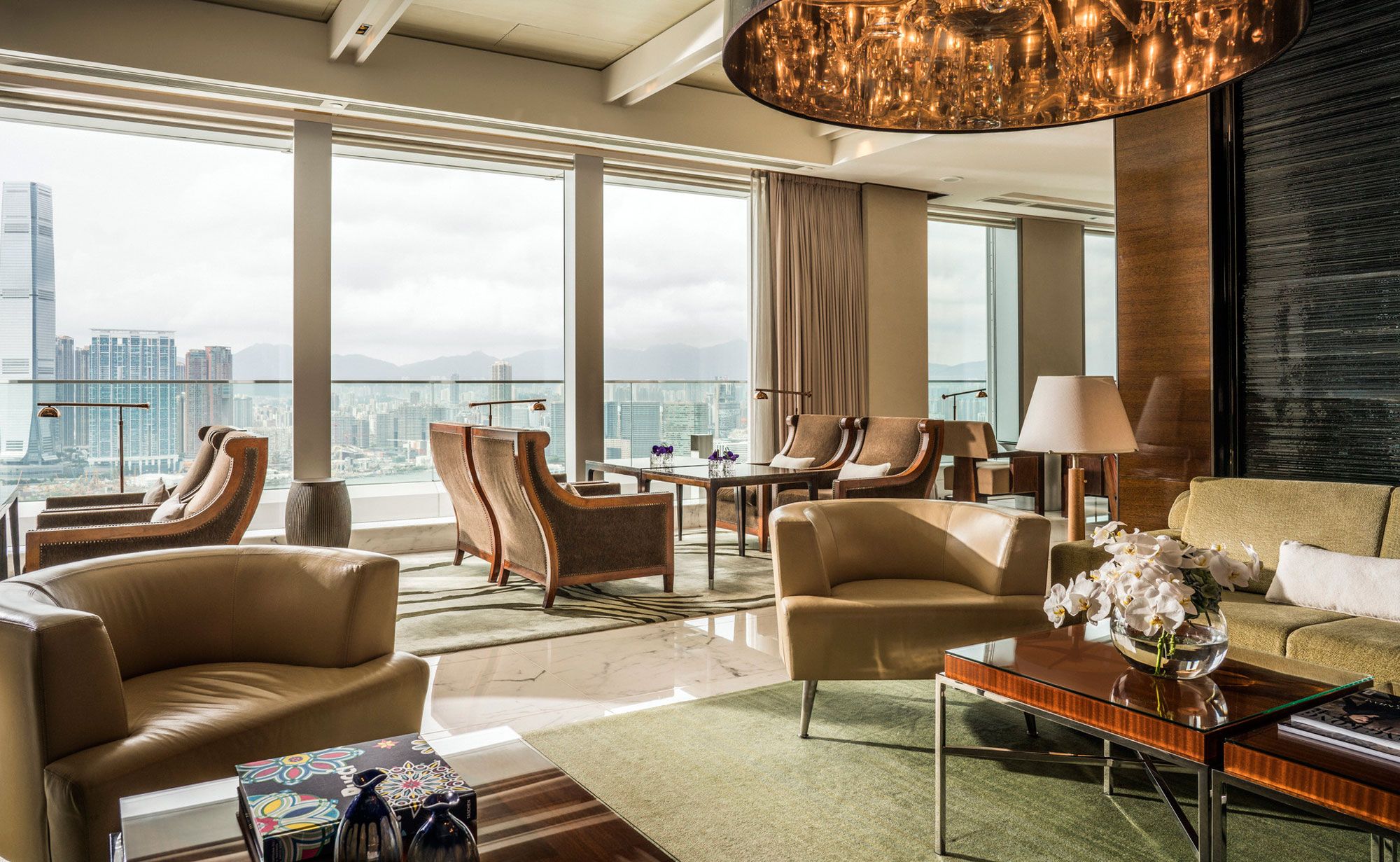 4 Reasons To Splurge At The Four Seasons Hong Kong