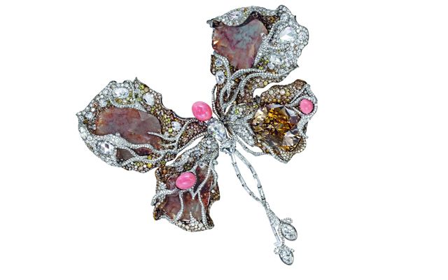 Sotheby's HK to auction Cindy Chao x Sarah Jessica Parker "Ballerina Butterfly" brooch