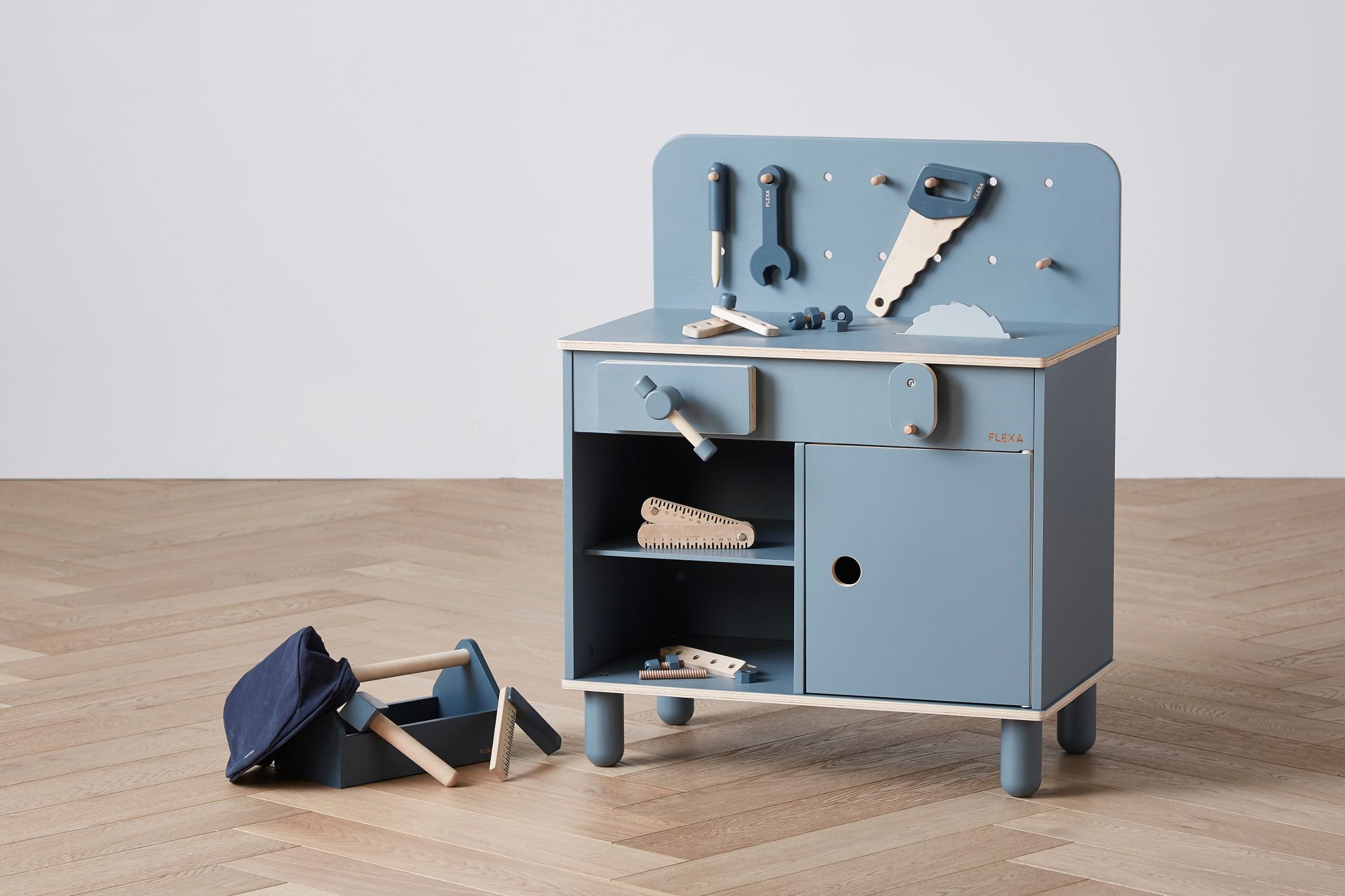 Flexa Workbench toys