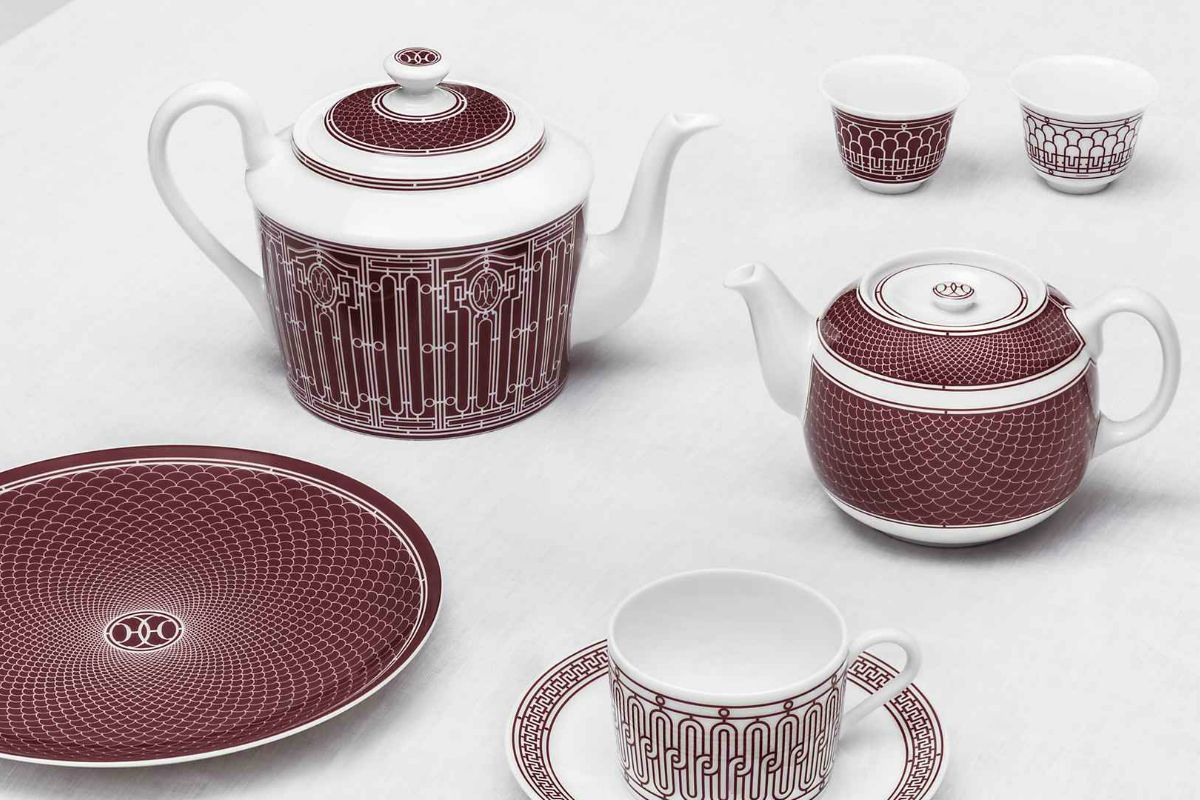 Hermes H Deco rouge tea set