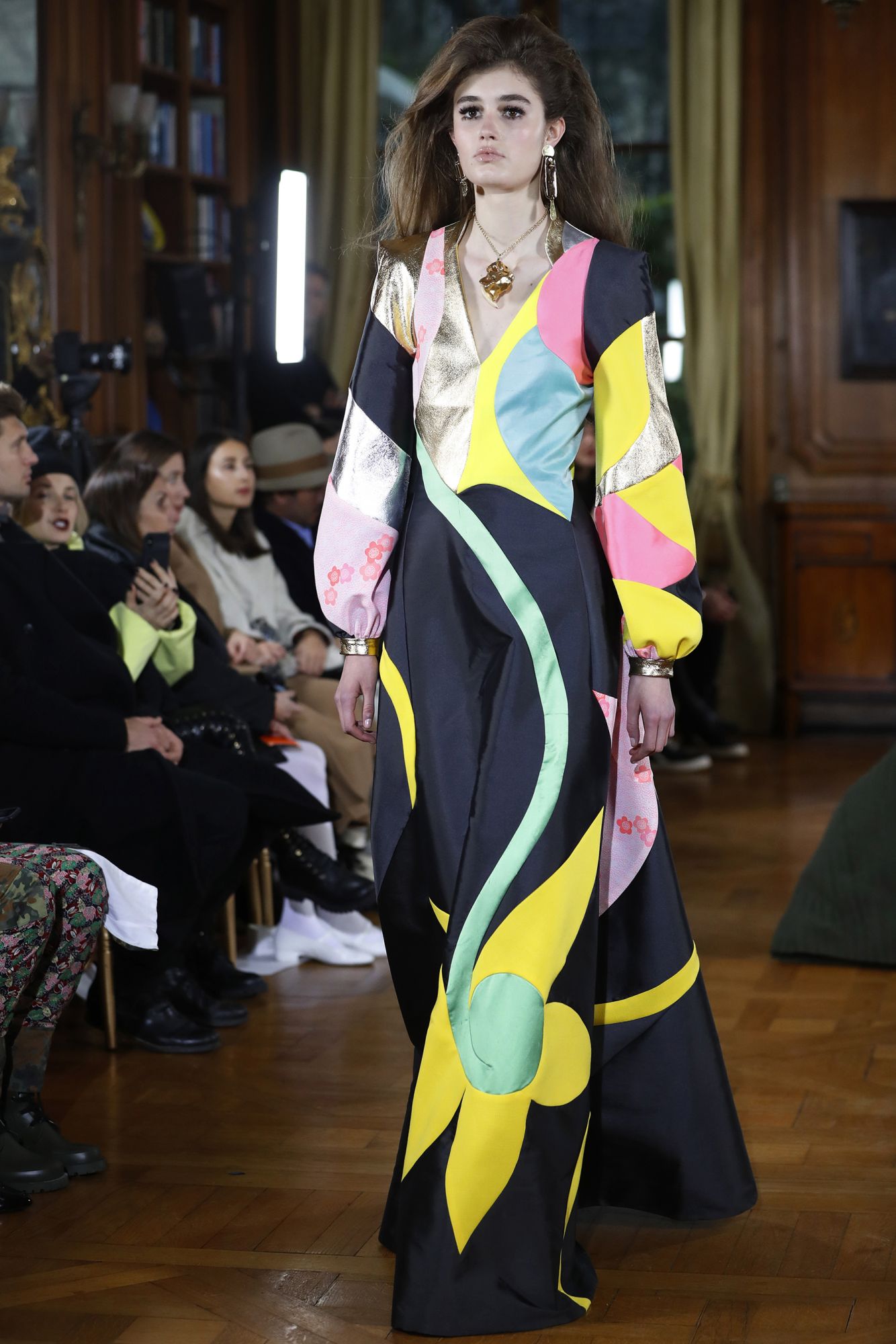 Extreme refinement and femininity were the dominant qualities in a RVDK Ronald van der Kemp collection which featured finely made, exuberantly floral, and above all majestic dresses.