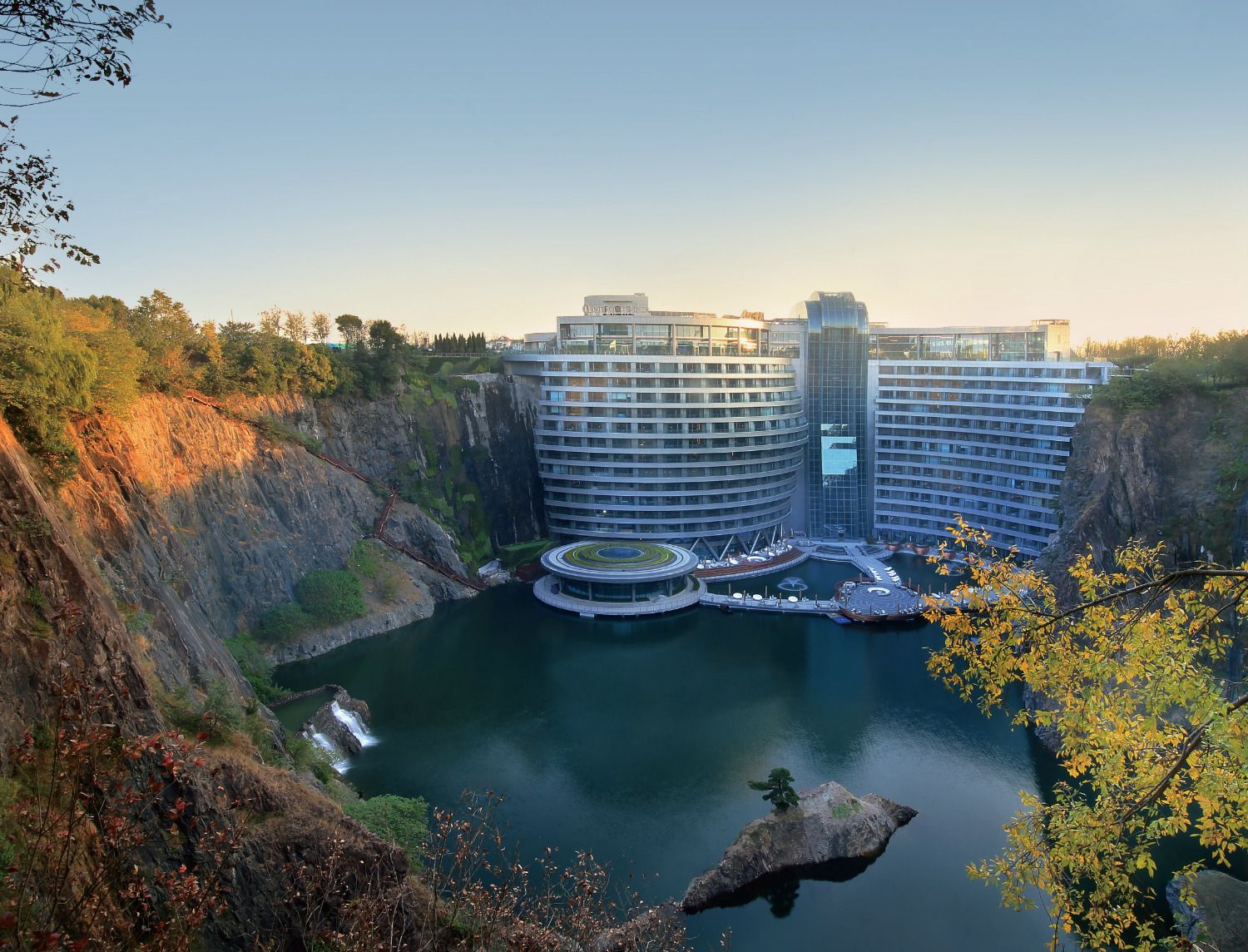 5 Reasons To Travel To The InterContinental Shanghai Wonderland