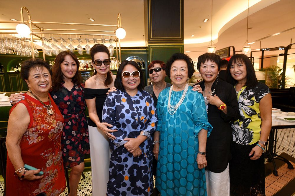 Gerrye Wong, Anne Goh, Celeste Basapa, Selena Tan, Betty Chen, Irene Lee, Kelly Matsuura