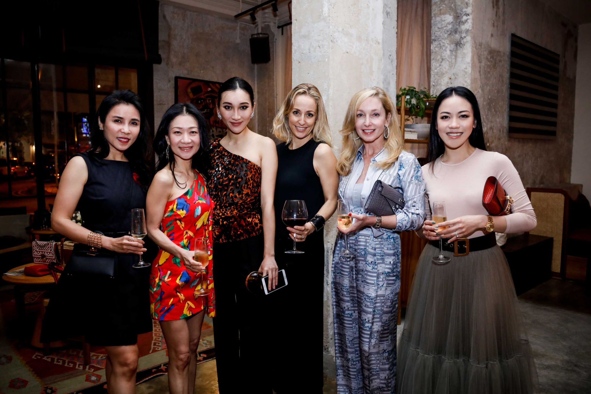 Fanny Moizant pictured with society friends at a recent intimate dinner at Kilo Kitchen. From left to right: Fanty Soenardy, Dana Cheong, Grace Thomas, Fanny Moizant, Paige Parker and Carmen Ow