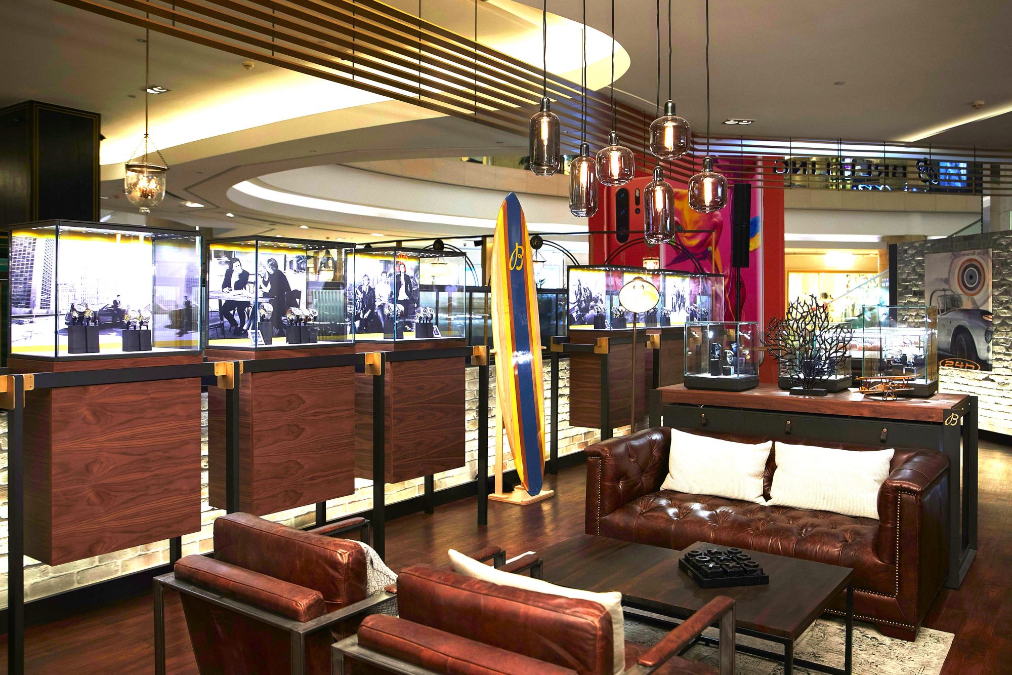 Ion Orchard Celebrates Its 10th Anniversary With Watch & Jewellery