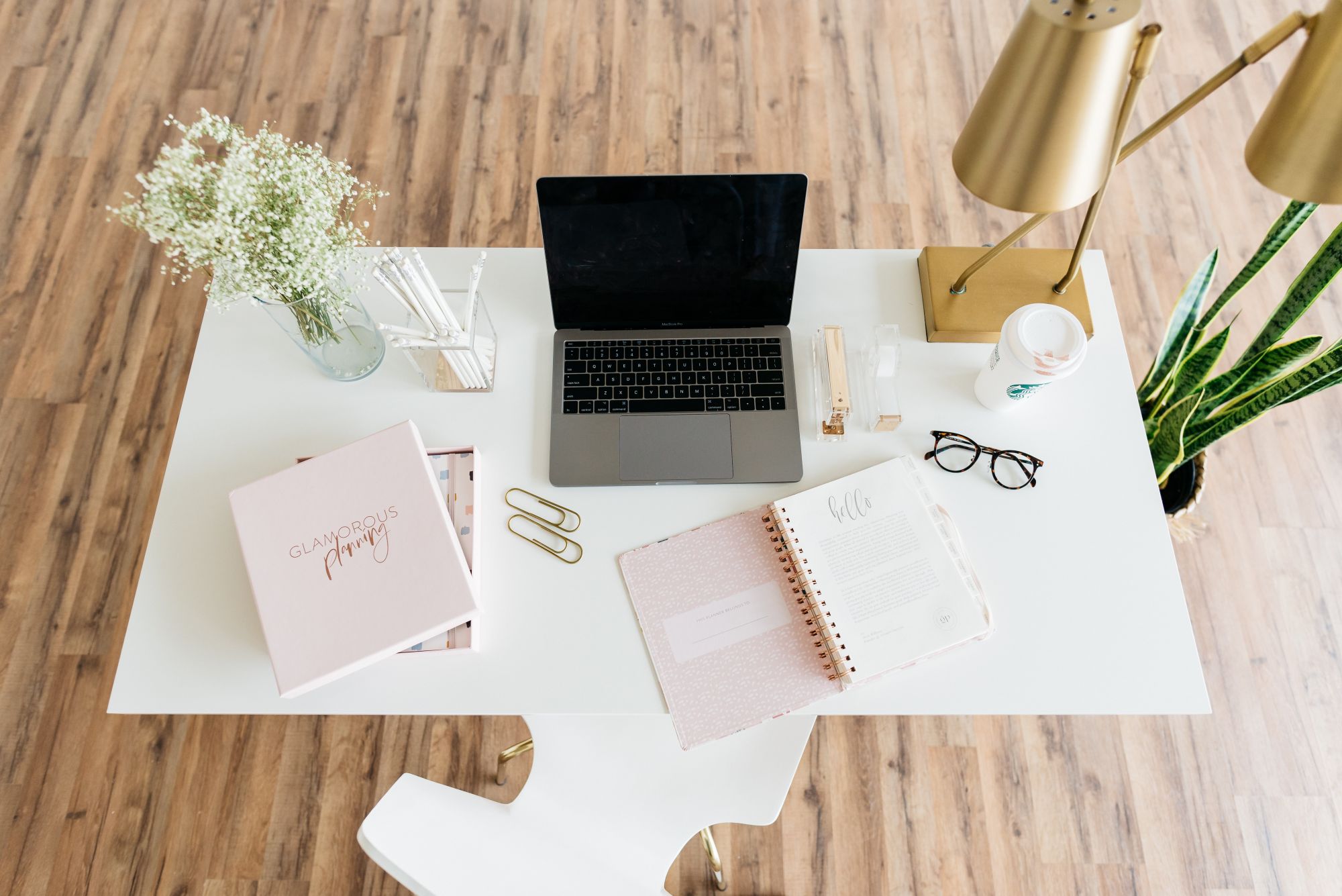 Work Smart From Your Home Office With These Useful iPhone Productivity Tips