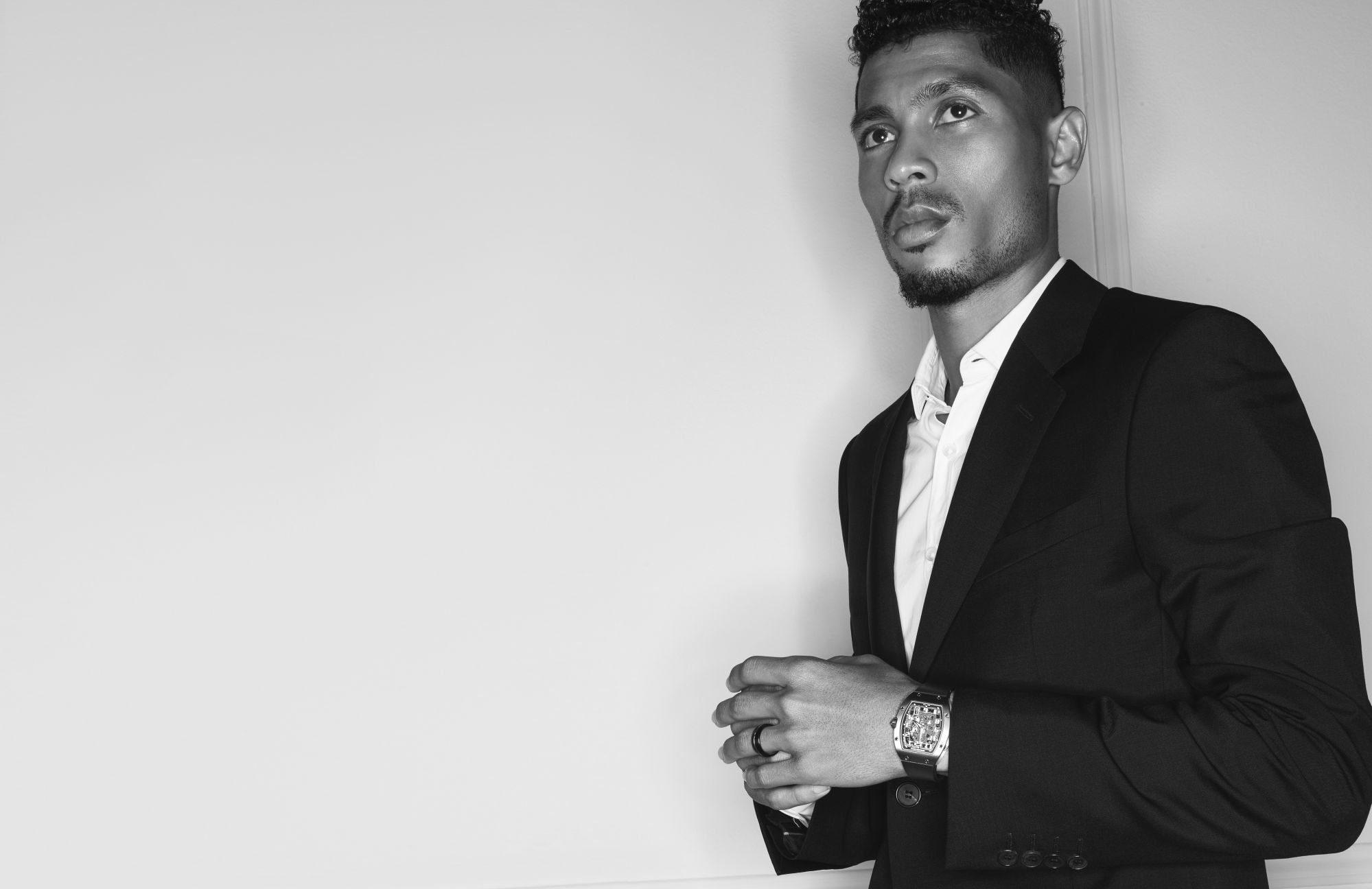South African track and field sprinter Wayde Van Niekerk, who is a friend of the Richard Mille brand, sports RM 67-01 Automatic Extra Flat