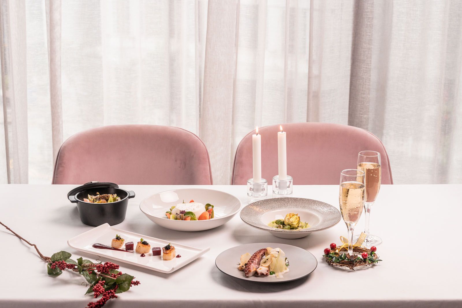 Where to Eat in Singapore This Week: Mott 32, Tablescape Restaurant & Bar, Les Amis, Deadfall at Barbary Coast, Tuga