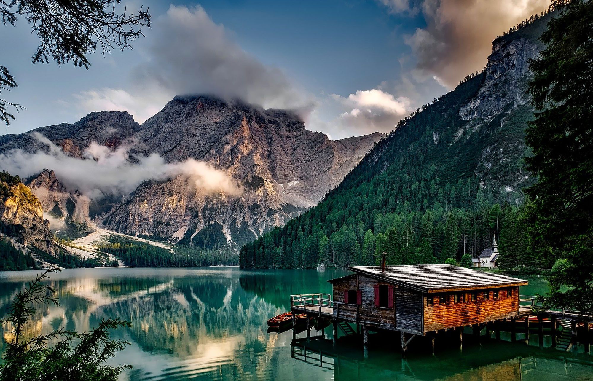 3 Travel Apps To Download For Your First Post-Pandemic Trip